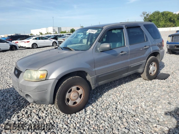 2007 Ford Escape XLS with VIN 1FMYU02Z77KA28665, listed as a Copart auction lot 64358445 with 67,350 mi miles and Clean title. Bid and sale history available at DreamBid. Image 1.