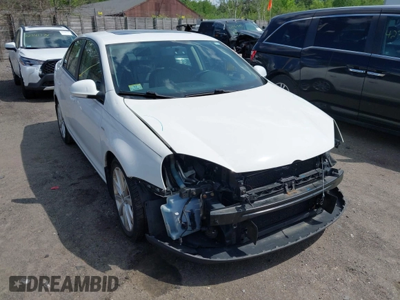 2010 Volkswagen Jetta Wolfsburg Edition с VIN 3VWRA7AJ6AM059828, выставлен на аукционе IAAI как лот 42312767 с пробегом 144 846 миль миль и . История ставок и продаж доступна на DreamBid. Изображение 1.