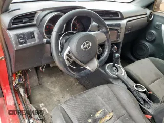 2015 Scion tC z VIN JTKJF5C76F3090165, wystawiony jako Copart lot #58074285 z przebiegiem 200 103 mil mil oraz Szkoda całkowita • Salvage title. Historia ofert i sprzedaży dostępna na DreamBid. Obrazek 8.