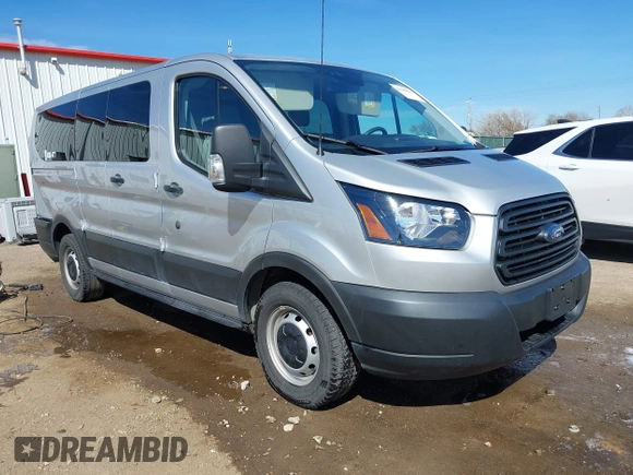 2019 Ford Transit XL with VIN 1FMZK1ZM8KKA06967, listed as a IAAI auction lot 41805833 with 32,225 mi miles. Bid and sale history available at carsss.com. Image 1.