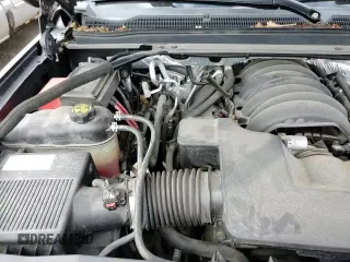 2018 Chevrolet Suburban Premier с VIN 1GNSKJKC8JR224217, выставлен на аукционе Copart как лот 70680615 с пробегом 90 157 миль миль и Списание • Salvage title. История ставок и продаж доступна на DreamBid. Изображение 14.