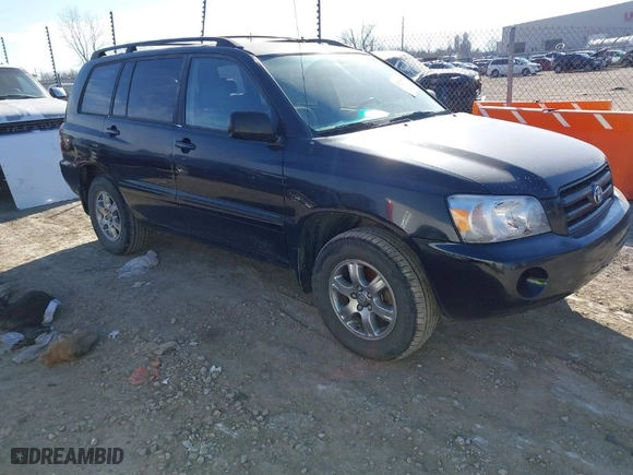 2006 Toyota Highlander w/3rd Row with VIN JTEDP21A560107601, listed as a IAAI auction lot 41306059 with 223,510 mi miles. Bid and sale history available at carsss.com. Image 1.