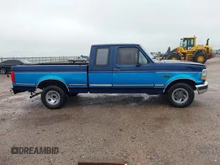 1995 Ford F-150 с VIN 1FTEX15N5SKA99806, выставлен на аукционе IAAI как лот 42162114 с пробегом Не указан миль и . История ставок и продаж доступна на DreamBid. Изображение 13.
