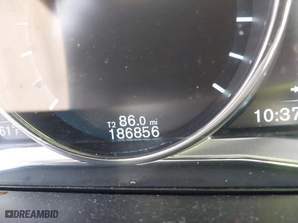 2015 Volvo XC60 T5 with VIN YV4612RK1F2730923, listed as a IAAI auction lot 41718249 with 186,856 mi miles. Bid and sale history available at carsss.com. Image 15.