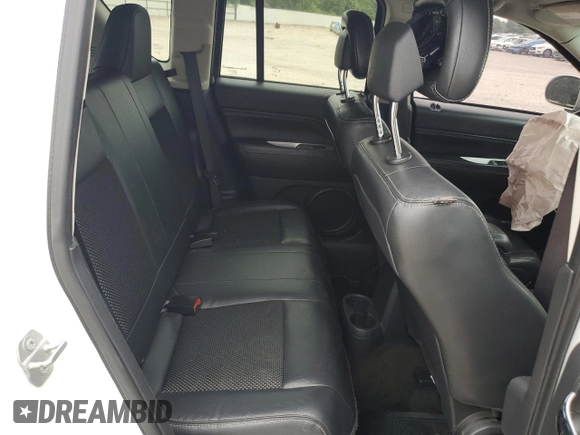 2016 Jeep Compass Latitude with VIN 1C4NJCEA4GD614932, listed as a Copart auction lot 60508845 with 144,833 mi miles and Salvage title. Bid and sale history available at DreamBid. Image 11.