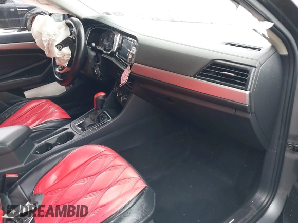 2019 Volkswagen Jetta S z VIN 3VWC57BU7KM232096, wystawiony jako IAAI lot #42317927 z przebiegiem 98 615 mil mil oraz . Historia ofert i sprzedaży dostępna na DreamBid. Obrazek 5.