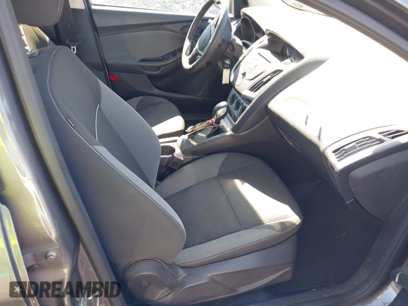 2012 Ford Focus SE with VIN 1FAHP3F27CL276208, listed as a IAAI auction lot 41995770 with 98,004 mi miles. Bid and sale history available at carsss.com. Image 5.