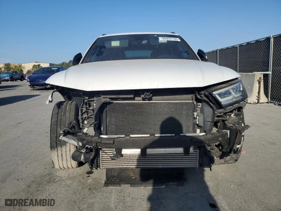 2019 Audi SQ5 Premium Plus with VIN WA1B4AFY0K2108166, listed as a Copart auction lot 50959135 with 47,938 mi miles and Clean Title. Bid and sale history available at carsss.com. Image 5.