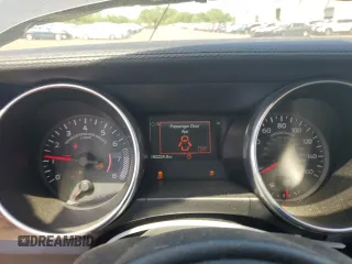 2018 Ford Mustang EcoBoost with VIN 1FA6P8TH6J5174963, listed as a Copart auction lot 61450555 with 62,224 mi miles and Salvage title. Bid and sale history available at DreamBid. Image 9.