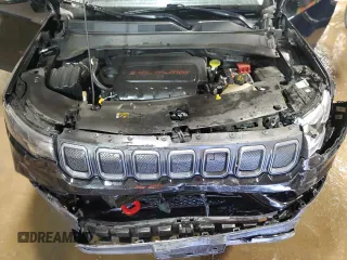 2022 Jeep Compass Trailhawk z VIN 3C4NJDDB5NT148368, wystawiony jako Copart lot #48808755 z przebiegiem 62 060 mil mil oraz Szkoda całkowita • Salvage title. Historia ofert i sprzedaży dostępna na DreamBid. Obrazek 11.