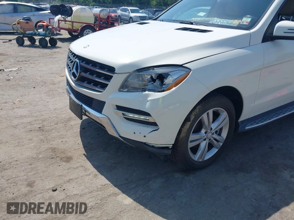 2013 Mercedes-Benz M 350 z VIN 4JGDA5HB0DA108177, wystawiony jako IAAI lot #42295466 z przebiegiem 161 232 mil mil oraz . Historia ofert i sprzedaży dostępna na DreamBid. Obrazek 6.