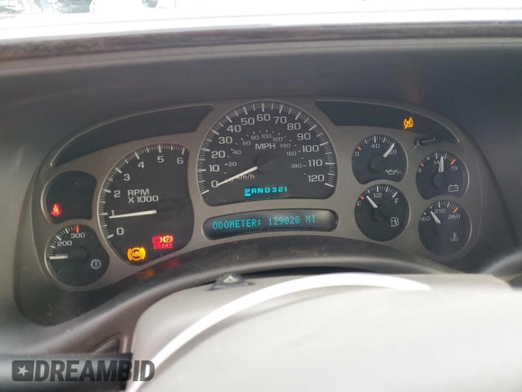 2005 GMC Yukon Denali z VIN 1GKEK63U65J262371, wystawiony jako Copart lot #52773425 z przebiegiem 129 028 mil mil oraz Czysty tytuł • Clean title. Historia ofert i sprzedaży dostępna na DreamBid. Obrazek 9.