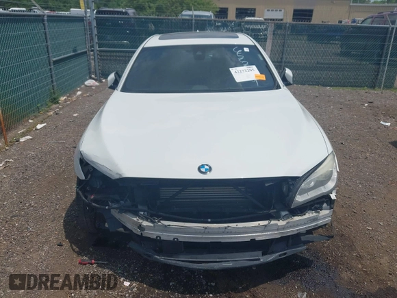 2015 BMW 7 Series 750Li xDrive with VIN WBAYF8C57FD655004, listed as a IAAI auction lot 42272205 with 77,677 mi miles and . Bid and sale history available at DreamBid. Image 13.