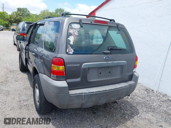 2006 Ford Escape XLS with VIN 1FMYU02Z46KA87526, listed as a IAAI auction lot 42142223 with 197,267 mi miles. Bid and sale history available at carsss.com. Image 16.