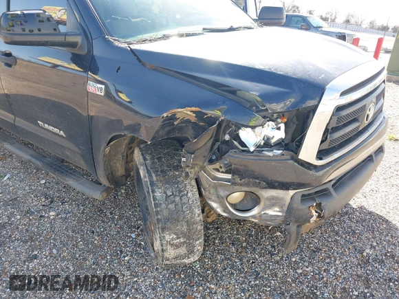 2013 Toyota Tundra 4WD Truck with VIN 5TFDW5F17DX275780, listed as a IAAI auction lot 41710728 with 160,298 mi miles. Bid and sale history available at carsss.com. Image 6.
