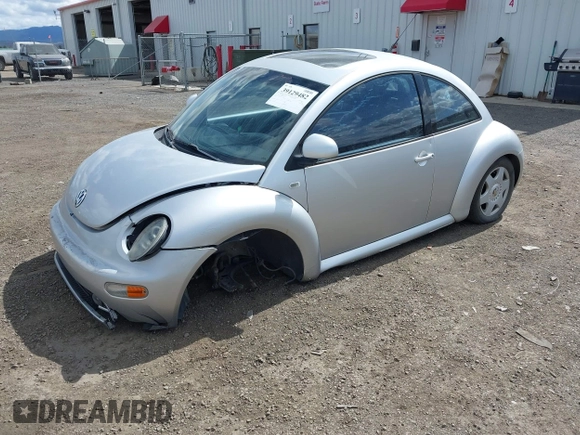 1999 Volkswagen Beetle GLX with VIN 3VWDD21C3XM457125, listed as a IAAI auction lot 39129482 with 156,710 mi miles and . Bid and sale history available at DreamBid. Image 2.