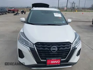 2024 Nissan Kicks SV with VIN 3N1CP5CV7RL484569, listed as a IAAI auction lot 41536173 with 1,146 mi miles. Bid and sale history available at carsss.com. Image 12.
