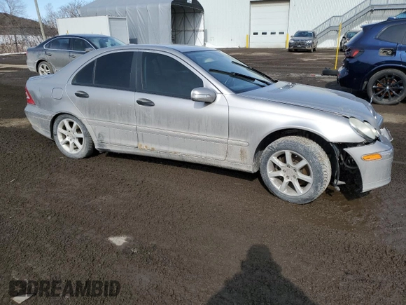 2006 Mercedes-Benz C with VIN WDBRF54J56F732974, listed as a Copart auction lot 49057985 with 208,484 mi miles and Clean Title. Bid and sale history available at DreamBid. Image 4.