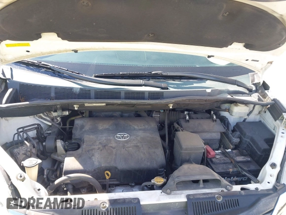 2011 Toyota Sienna XLE AAS with VIN 5TDYK3DCXBS043733, listed as a IAAI auction lot 41601544 with 221,658 mi miles and . Bid and sale history available at DreamBid. Image 10.