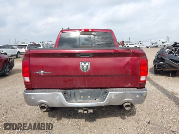 2018 Ram 1500 Lone Star Silver z VIN 1C6RR6LT8JS207867, wystawiony jako IAAI lot #42080668 z przebiegiem 174 578 mil mil oraz . Historia ofert i sprzedaży dostępna na DreamBid. Obrazek 16.