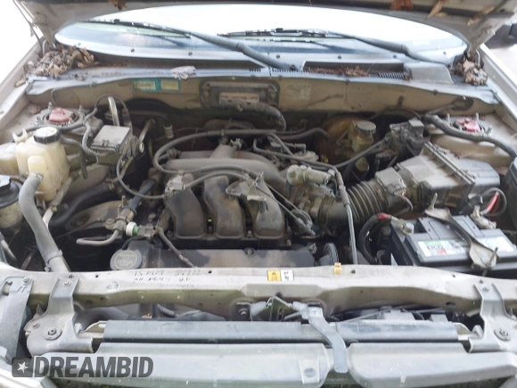 2002 Mazda Tribute LX with VIN 4F2YU08132KM26681, listed as a IAAI auction lot 42032230 with 273,155 mi miles and . Bid and sale history available at DreamBid. Image 10.