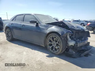2016 Chrysler 300 S z VIN 2C3CCABG0GH244066, wystawiony jako Copart lot #46618685 z przebiegiem 136 549 mil mil oraz Szkoda całkowita • Salvage title. Historia ofert i sprzedaży dostępna na DreamBid. Obrazek 4.