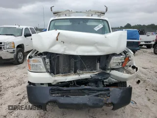 2018 Nissan NV Cargo S z VIN 1N6BF0KY8JN804168, wystawiony jako Copart lot #51158214 z przebiegiem Nie podano mil oraz Szkoda całkowita • Salvage title. Historia ofert i sprzedaży dostępna na DreamBid. Obrazek 5.