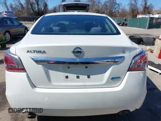 2014 Nissan Altima SV with VIN 1N4AL3AP1EN349712, listed as a IAAI auction lot 41826856 with 149,101 mi miles and . Bid and sale history available at carsss.com. Image 17.