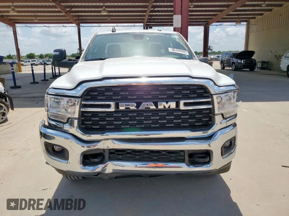 2024 Ram 2500 Big Horn with VIN 3C6UR5DJ9RG387185, listed as a Copart auction lot 61833355 with 10,213 mi miles and Clean title. Bid and sale history available at DreamBid. Image 5.