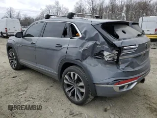 2021 Volkswagen Atlas SEL Premium R-Line with VIN 1V2FE2CA1MC222531, listed as a Copart auction lot 47781305 with 29,002 mi miles and Salvage title. Bid and sale history available at DreamBid. Image 2.