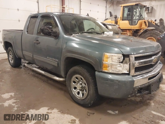 2010 Chevrolet Silverado 1500 LS with VIN 1GCSKREA3AZ188227, listed as a IAAI auction lot 41191956 with 108,773 mi miles and . Bid and sale history available at DreamBid. Image 1.