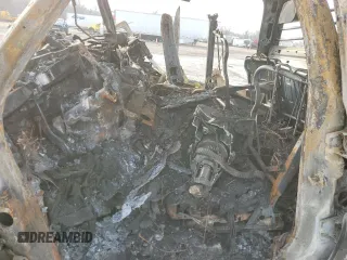 2002 Chevrolet Silverado 1500HD LT z VIN 1GCGK13U02F246396, wystawiony jako Copart lot #85023234 z przebiegiem Nie podano mil oraz Szkoda całkowita • Salvage title. Historia ofert i sprzedaży dostępna na DreamBid. Obrazek 7.