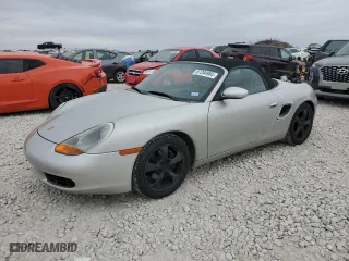 2001 Porsche Boxster with VIN WP0CA29821U621779, listed as a Copart auction lot 87204984 with 82,091 mi miles and Salvage Title. Bid and sale history available at carsss.com. Image 1.
