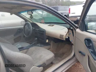 2000 Chevrolet Cavalier with VIN 1G1JC1246Y7249481, listed as a IAAI auction lot 41563445 with Not Provided miles and . Bid and sale history available at DreamBid. Image 5.