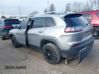 2019 Jeep Cherokee Latitude Plus with VIN 1C4PJLLBXKD123309, listed as a IAAI auction lot 41746458 with 96,353 mi miles. Bid and sale history available at carsss.com. Image 14.