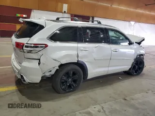 2018 Toyota Highlander Limited with VIN 5TDDZRFH6JS901073, listed as a Copart auction lot 62662115 with Not provided miles and Salvage title. Bid and sale history available at DreamBid. Image 3.