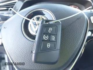 2018 Volkswagen Tiguan SEL Premium with VIN 3VV5B7AX2JM202908, listed as a IAAI auction lot 41137619 with 84,323 mi miles and . Bid and sale history available at DreamBid. Image 11.