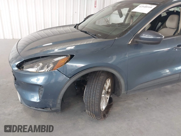 2020 Ford Escape SE with VIN 1FMCU0G68LUB95091, listed as a IAAI auction lot 42548510 with 101,708 mi miles and . Bid and sale history available at DreamBid. Image 6.