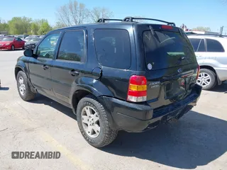 2003 Ford Escape Limited с VIN 1FMCU94103KB90251, выставлен на аукционе IAAI как лот 42034006 с пробегом 225 566 миль миль и . История ставок и продаж доступна на DreamBid. Изображение 3.