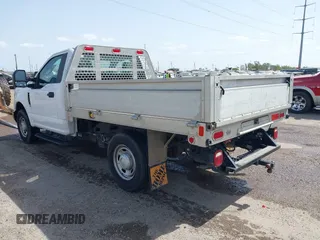 2017 Ford F-250 XL with VIN 1FDBF2A60HEC86593, listed as a IAAI auction lot 41768062 with 78,759 mi miles and . Bid and sale history available at DreamBid. Image 3.