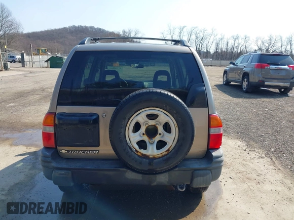 2002 Chevrolet Tracker with VIN 2CNBJ13C026911257, listed as a IAAI auction lot 41760465 with 135,549 mi miles and . Bid and sale history available at DreamBid. Image 17.