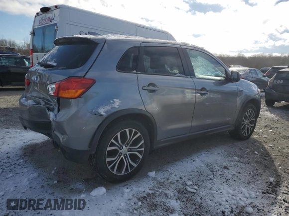 2017 Mitsubishi Outlander ES z VIN JA4AR3AU9HZ040818, wystawiony jako Copart lot #84871744 z przebiegiem 110 855 mil mil oraz Szkoda całkowita • Salvage title. Historia ofert i sprzedaży dostępna na DreamBid. Obrazek 3.