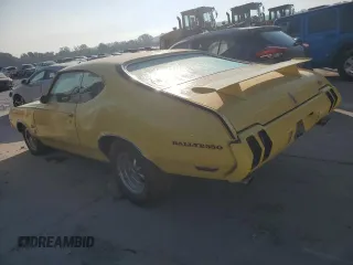 1970 Oldsmobile Cutlass z VIN 336870M260230, wystawiony jako Copart lot #69218634 z przebiegiem 99 839 mil mil oraz Szkody całkowita. Historia ofert i sprzedaży dostępna na DreamBid. Obrazek 2.