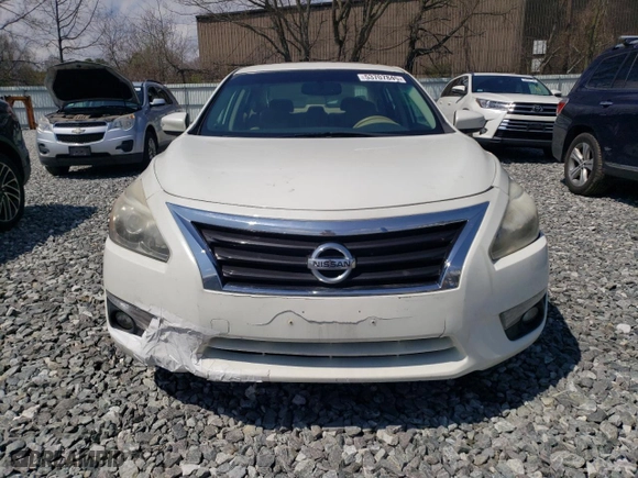 2015 Nissan Altima 2.5 SV with VIN 1N4AL3AP7FC131142, listed as a Copart auction lot 53707845 with 236,238 mi miles and Salvage Title. Bid and sale history available at carsss.com. Image 5.