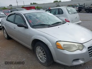 2004 Chrysler Sebring LX z VIN 1C3EL46X44N364069, wystawiony jako IAAI lot #42467873 z przebiegiem 153 241 mil mil oraz . Historia ofert i sprzedaży dostępna na DreamBid. Obrazek 1.