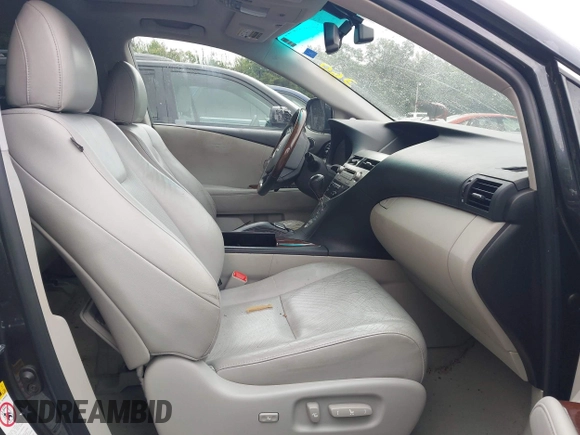 2010 Lexus RX 350 z VIN 2T2BK1BA8AC074414, wystawiony jako IAAI lot #42691725 z przebiegiem 211 990 mil mil oraz . Historia ofert i sprzedaży dostępna na DreamBid. Obrazek 5.