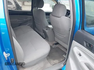 2007 Toyota Tacoma with VIN 3TMLU42N77M010825, listed as a IAAI auction lot 42681151 with 295,160 mi miles and . Bid and sale history available at DreamBid. Image 8.