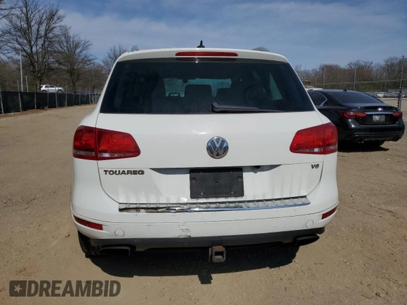 2012 Volkswagen Touareg Sport with VIN WVGEF9BP3CD011165, listed as a Copart auction lot 48913935 with 118,839 mi miles and Salvage Title. Bid and sale history available at DreamBid. Image 6.