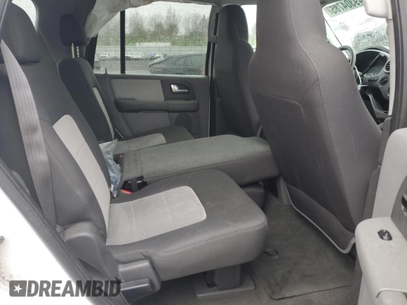2004 Ford Expedition Special Service with VIN 1FMFU16L04LB41687, listed as a Copart auction lot 49304785 with 201,059 mi miles and Salvage title. Bid and sale history available at DreamBid. Image 11.