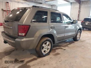 2007 Jeep Grand Cherokee Limited with VIN 1J8HR58P57C571251, listed as a IAAI auction lot 42306177 with 208,099 mi miles and . Bid and sale history available at DreamBid. Image 4.